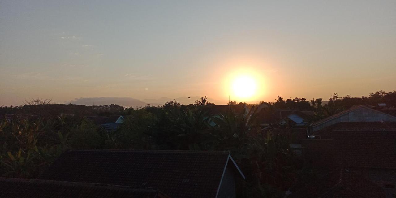 Cheap Inn Banyuwangi Banyuwangi  Εξωτερικό φωτογραφία