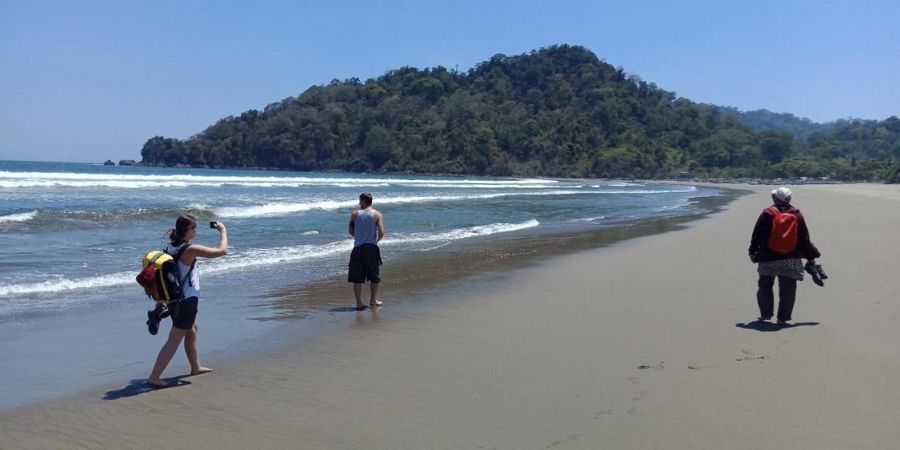 Cheap Inn Banyuwangi Banyuwangi  Εξωτερικό φωτογραφία