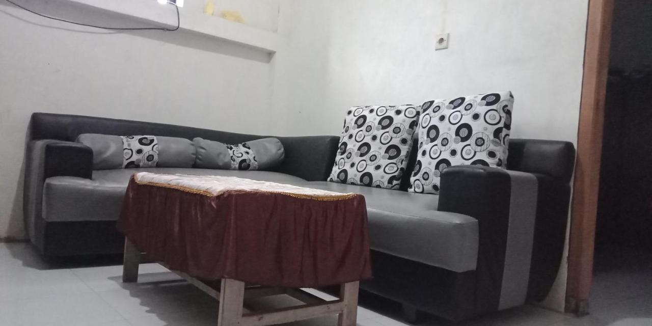 Cheap Inn Banyuwangi Banyuwangi  Εξωτερικό φωτογραφία