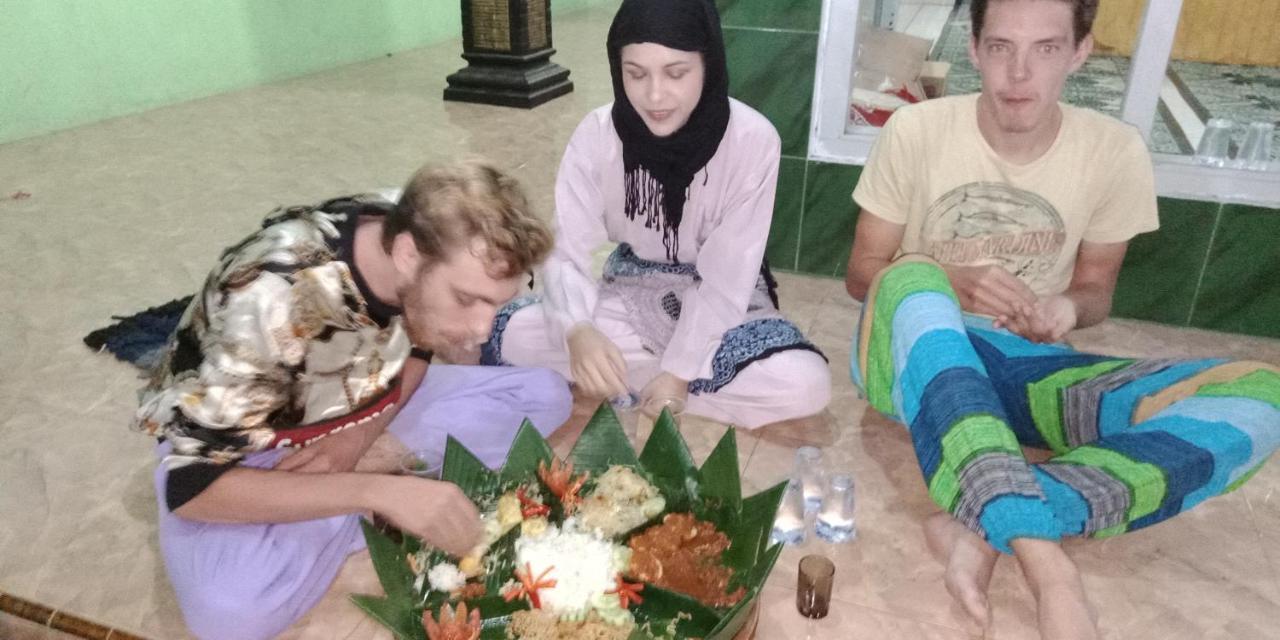 Cheap Inn Banyuwangi Banyuwangi  Εξωτερικό φωτογραφία