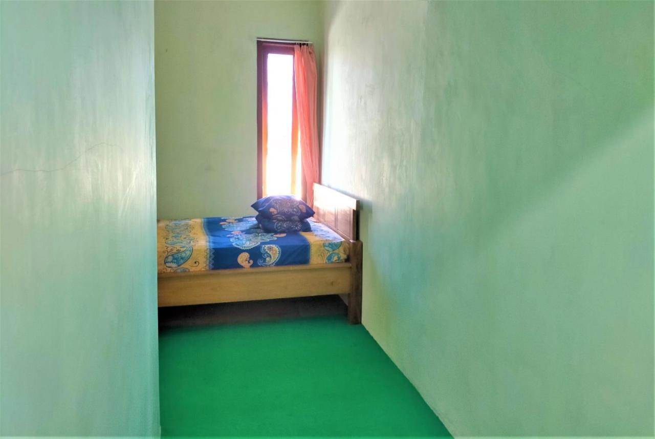 Cheap Inn Banyuwangi Banyuwangi  Εξωτερικό φωτογραφία